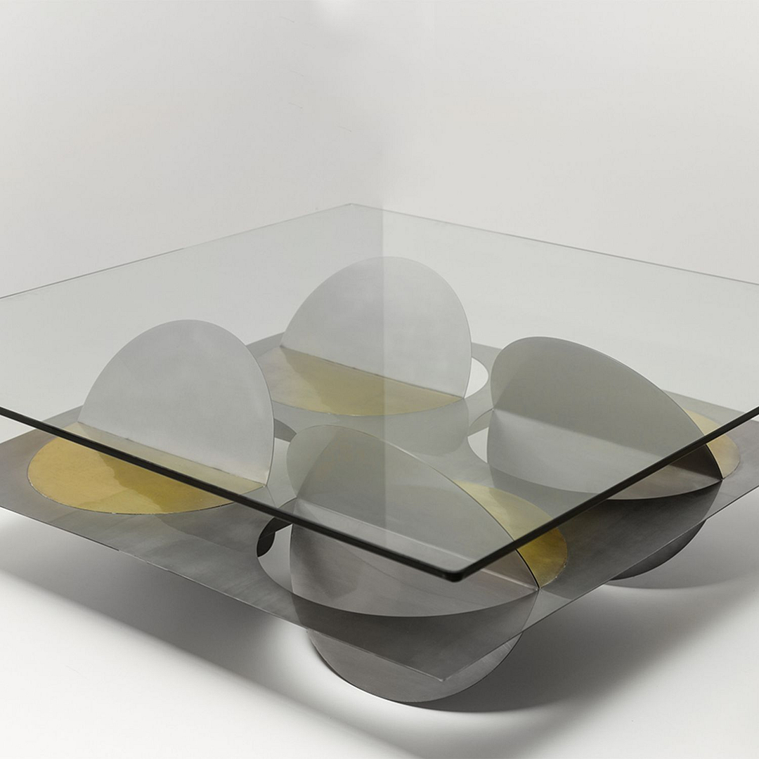 Foto de mesa moonsky en metal con vidrio